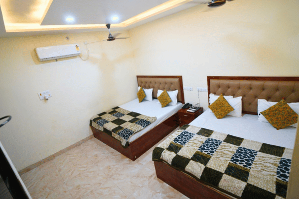 Four Bed Deluxe AC Room (Rs-3700)